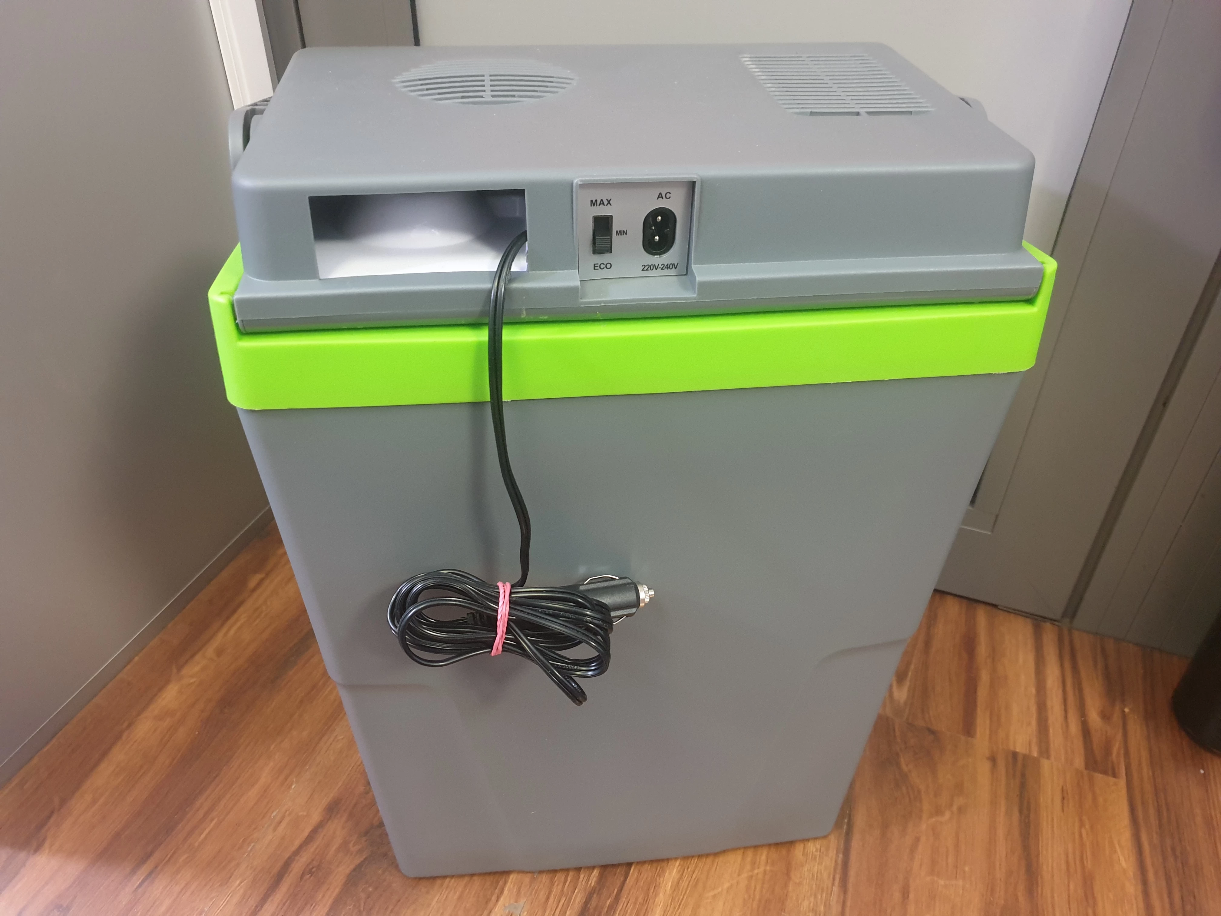 lodowka-turystyczna-raven-elt002n-model-elt002n