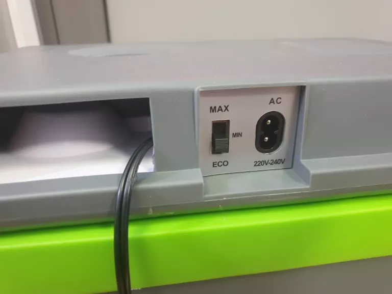 lodowka-turystyczna-raven-elt002n-rodzaj-elektryczne