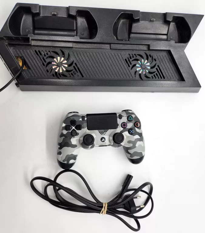 konsola-sony-ps4-cuh-1004a-1tb-liczba-kontrolerow-w-zestawie-1