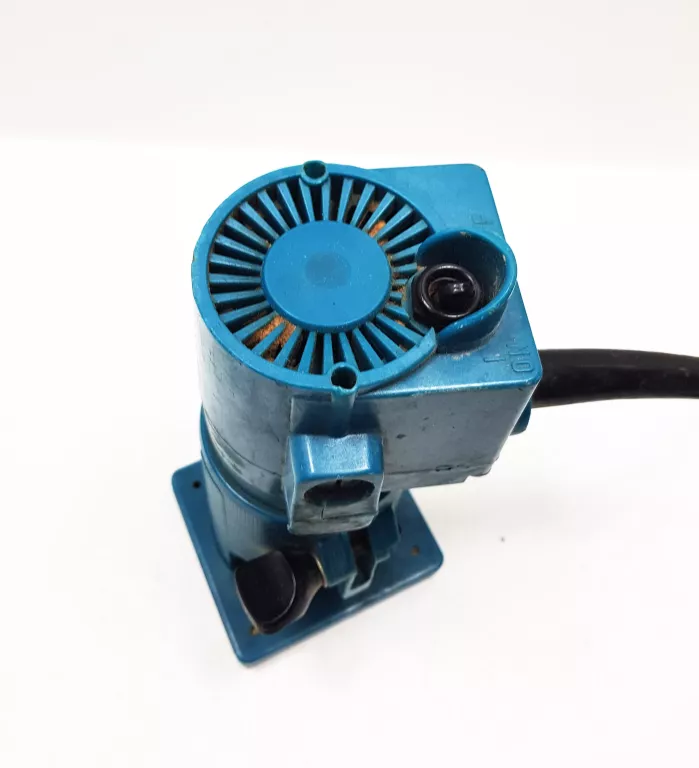 FREZARKA MAKITA 3700B