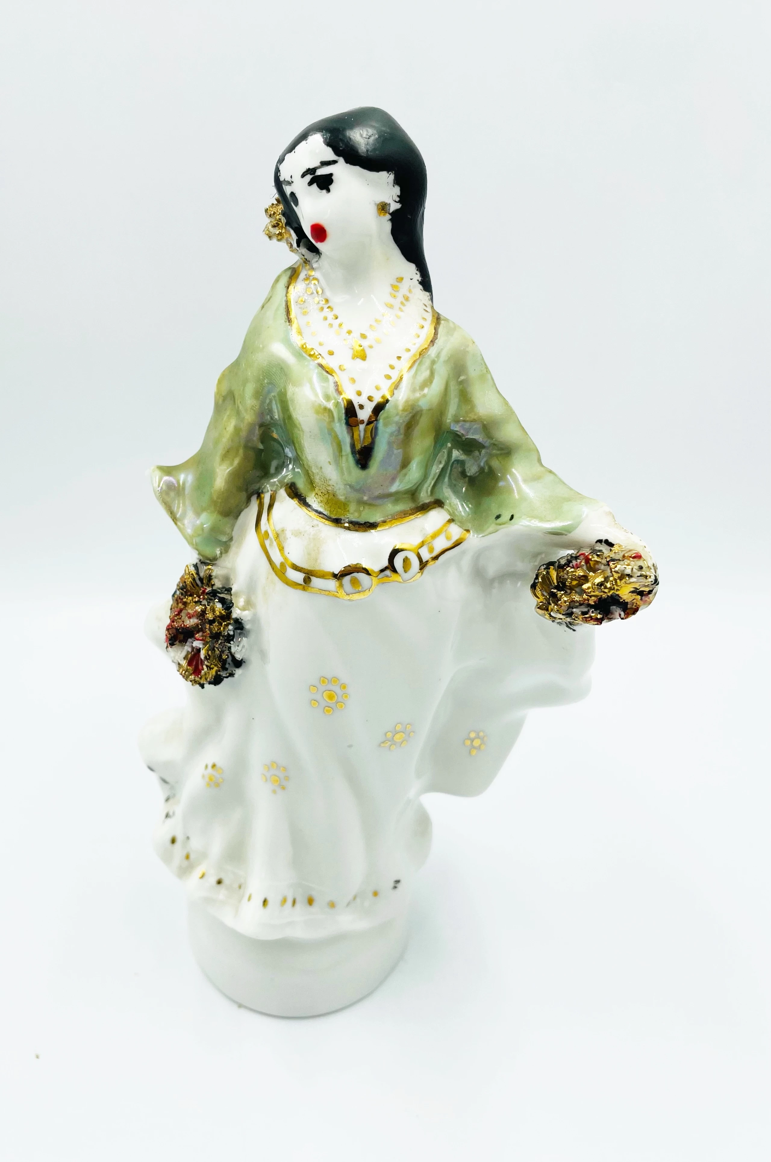 figurka-kobiety-porcelanowa-stipo-powstancow-slaskich-122-wroclaw