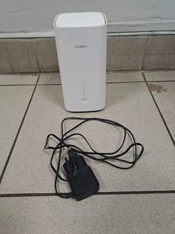 ROUTER HUAWEI 5G   H122-373/PRZEWÓD ZASILAJĄCY