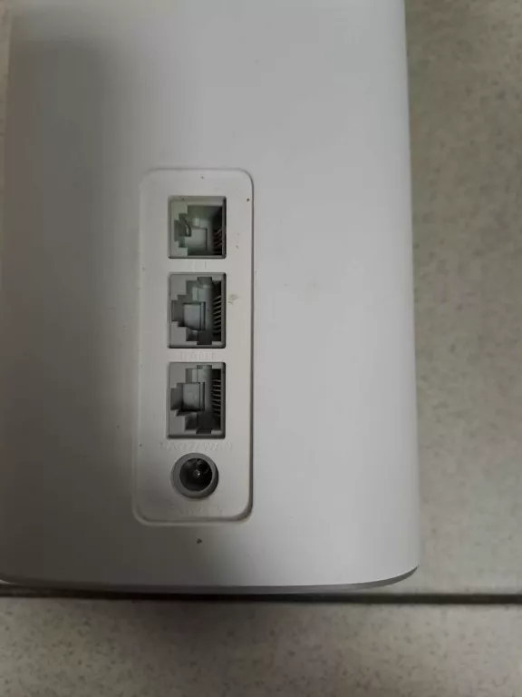 ROUTER HUAWEI 5G   H122-373/PRZEWÓD ZASILAJĄCY