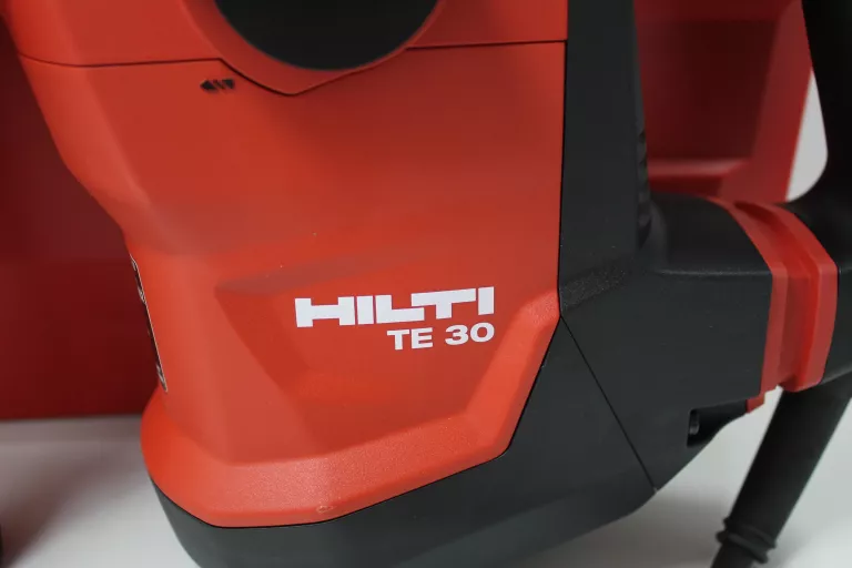 MŁOTOWIERTARKA HILTI TE 30-AVR WALIZKA JAK NOWA FABRYCZNA