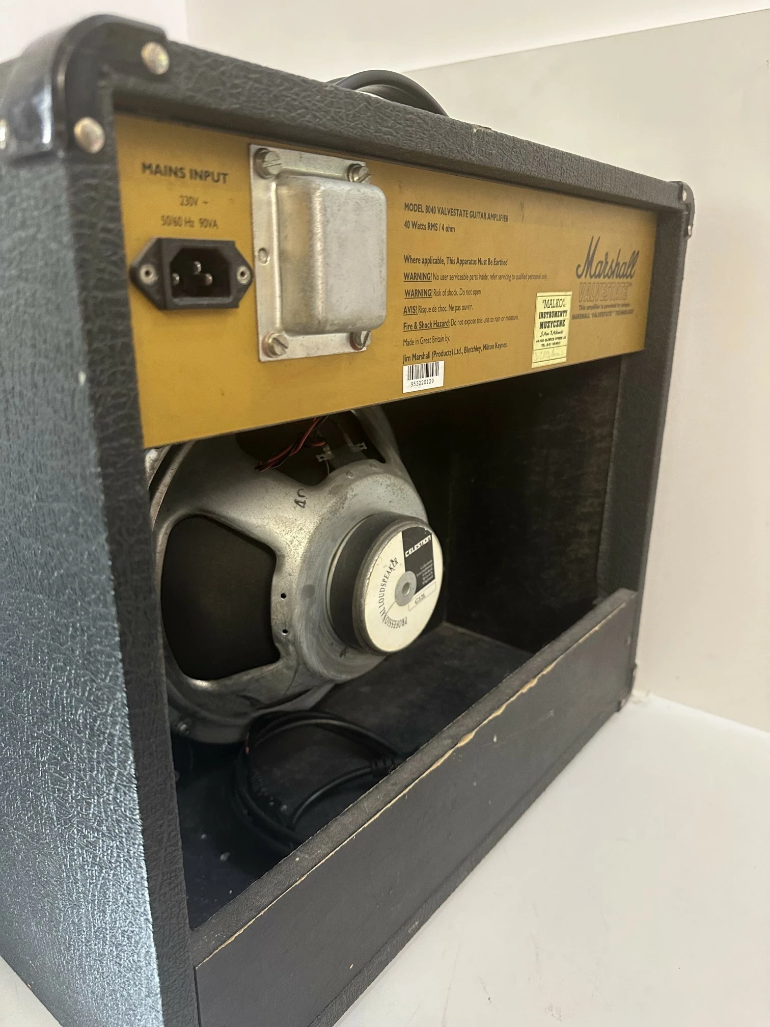 wzmacniacz-gitarowy-marshall-8040-valvestate-40v-rodzaj-kolumna