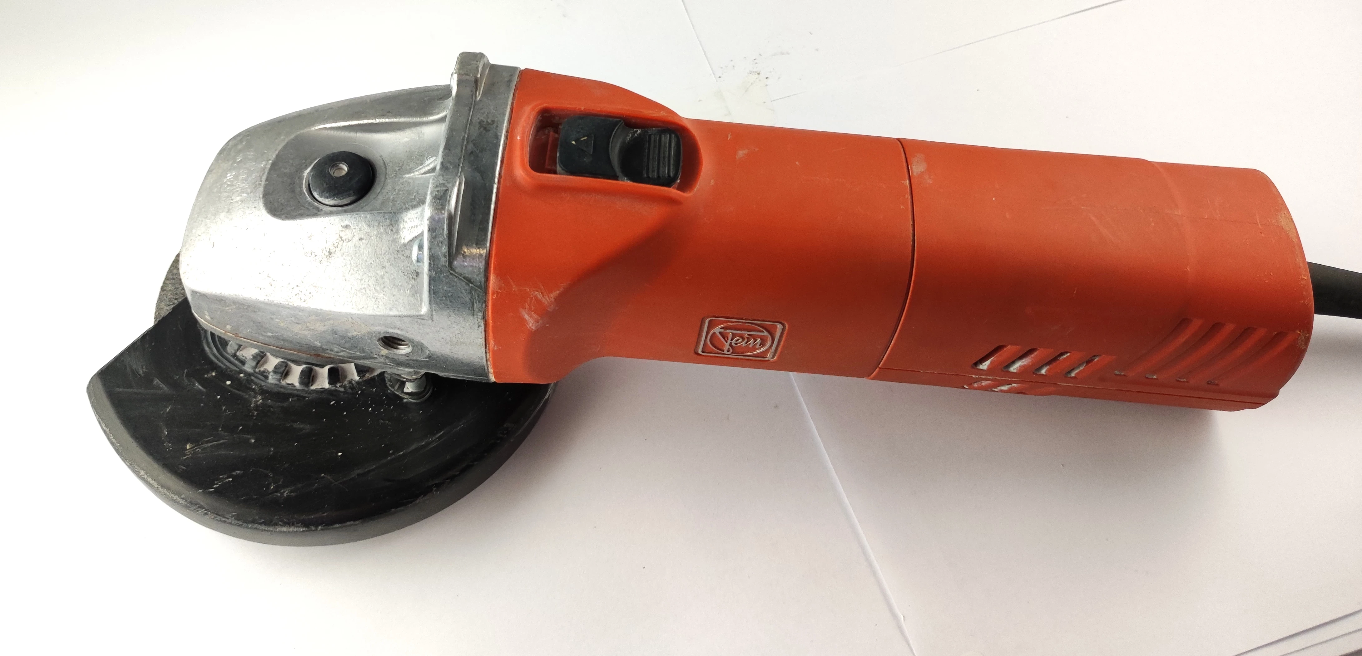 szlifierka-katowa-fein-1200-w-230-v-wsg12-125p-product-id-a71d4d43-08fb-49db-adbd-9fcd5dcf32d4