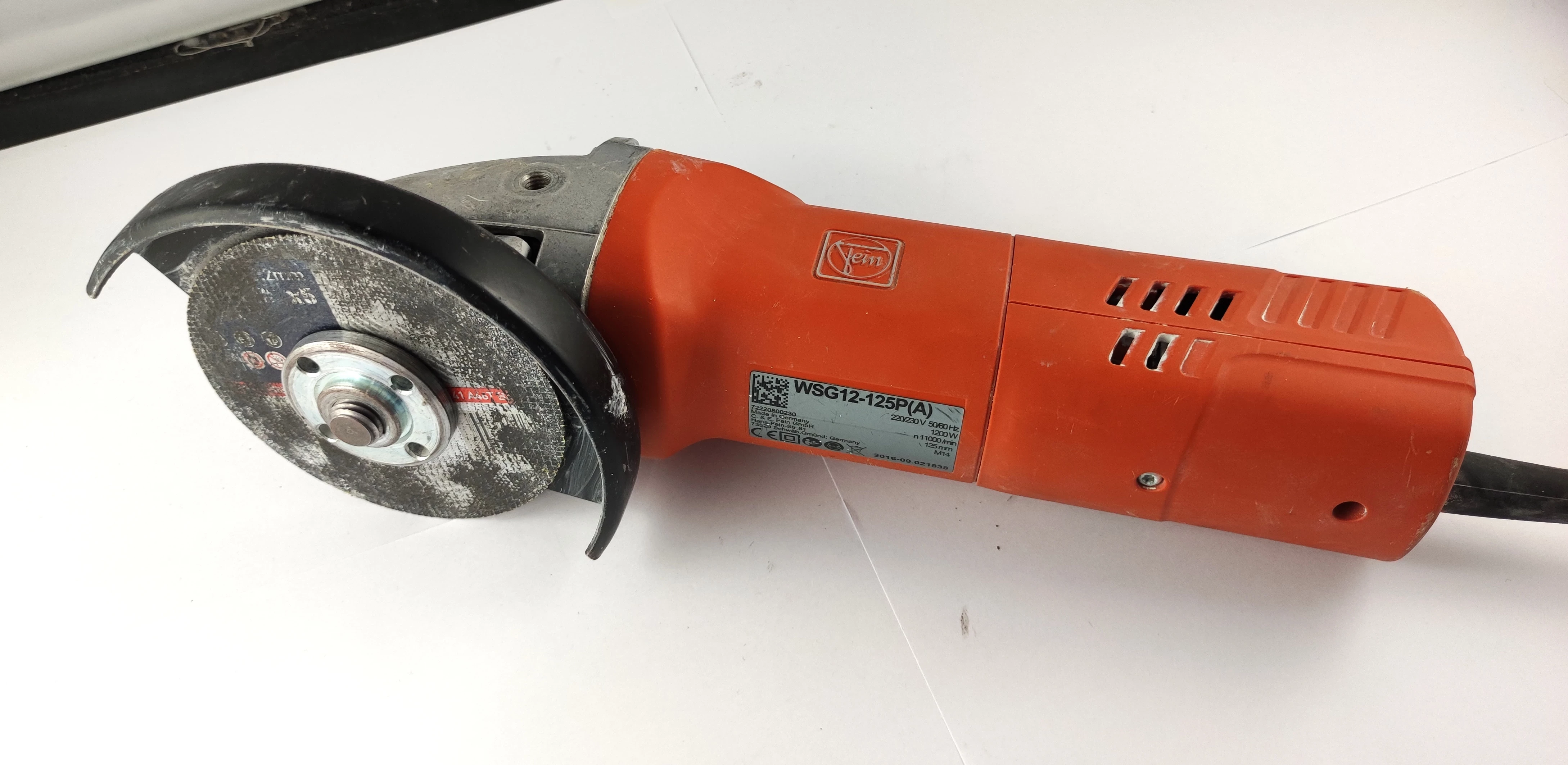 szlifierka-katowa-fein-1200-w-230-v-wsg12-125p-kod-producenta-wsg17-125p