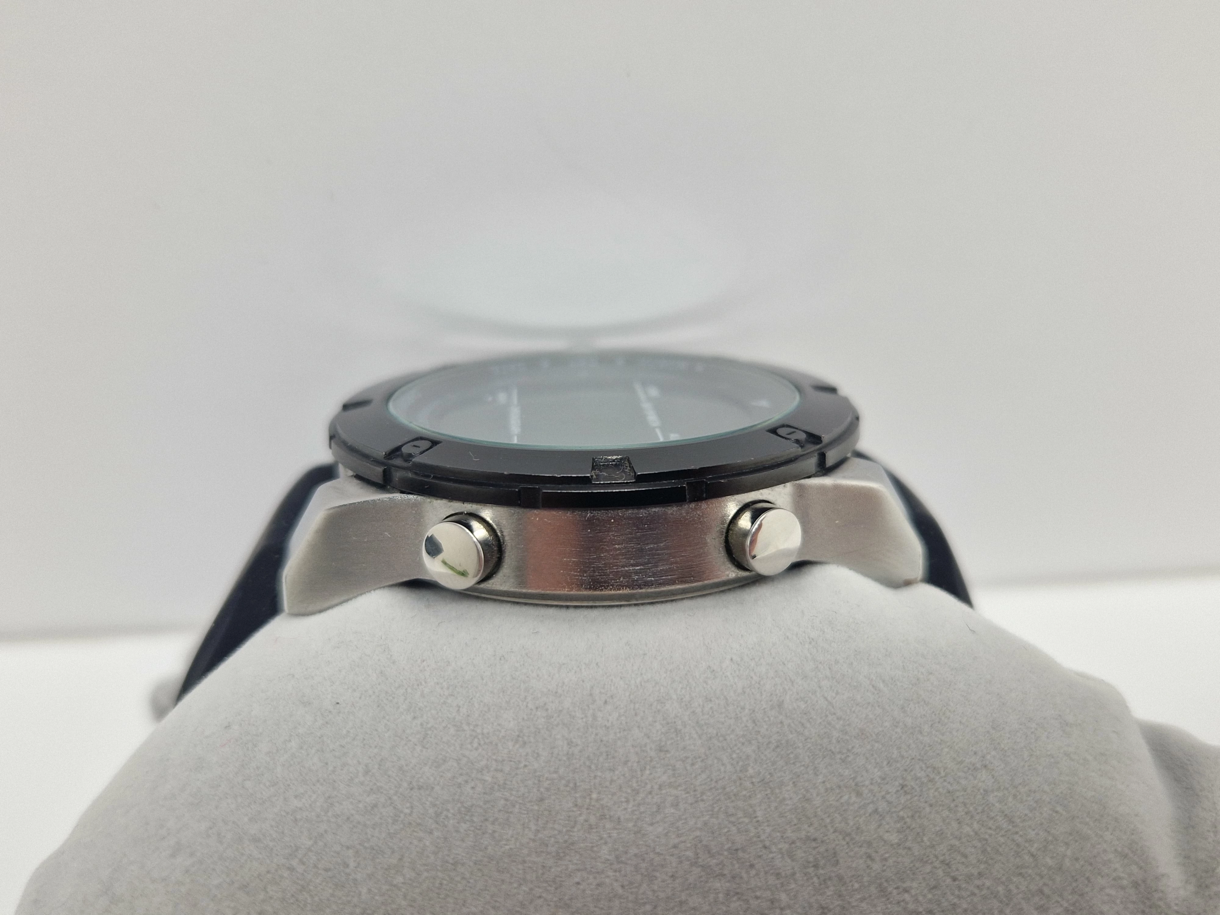 zegarek-vershold-210072-19sb-b-rodzaj-cyfrowe