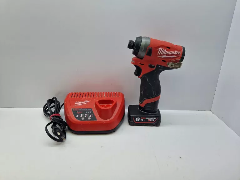 zakretarka-milwaukee-m12-fid-ladowarka-sienkiewicza-36-sj-plock