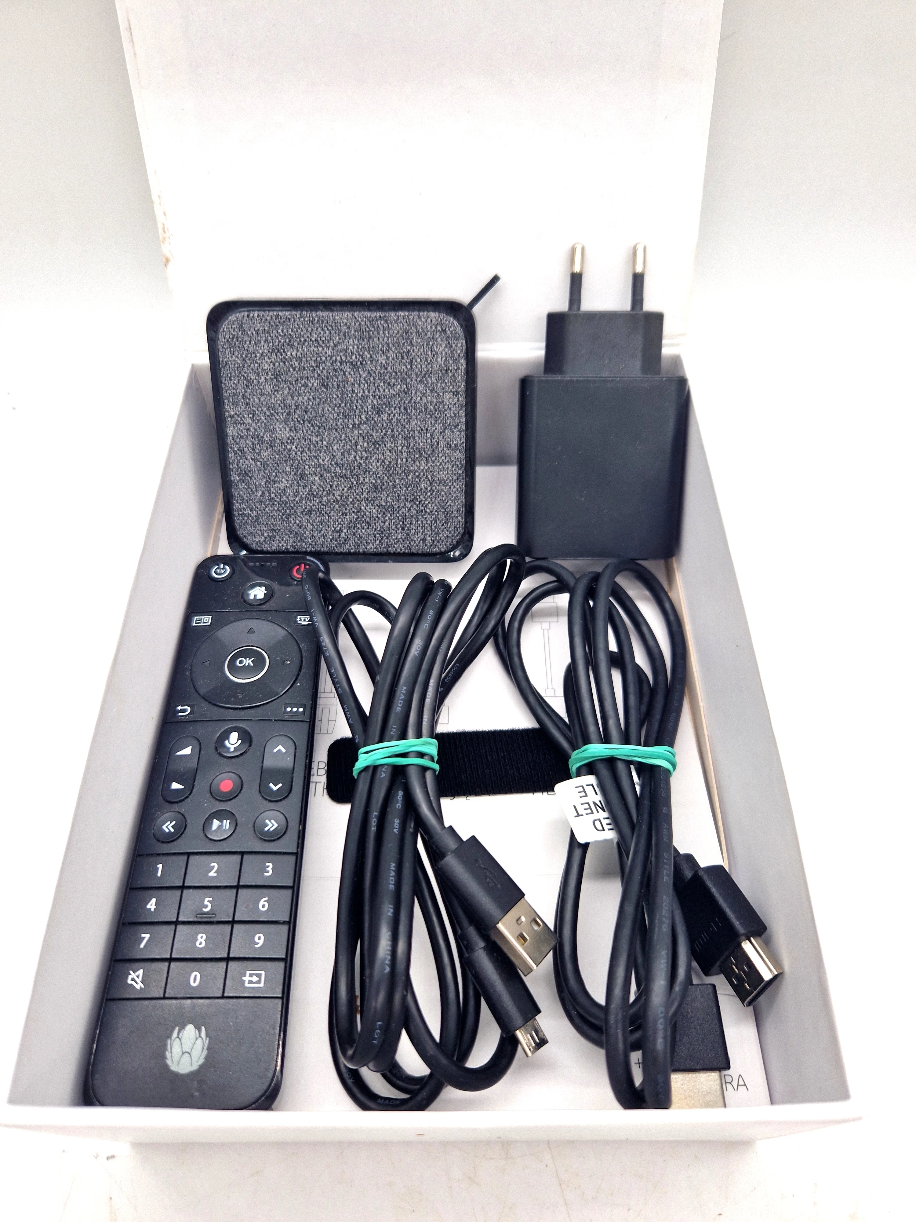 upc-tv-box-4k-box-pilot-pudelko-aleja-sw-jana-pawla-ii-252-kolobrzeg