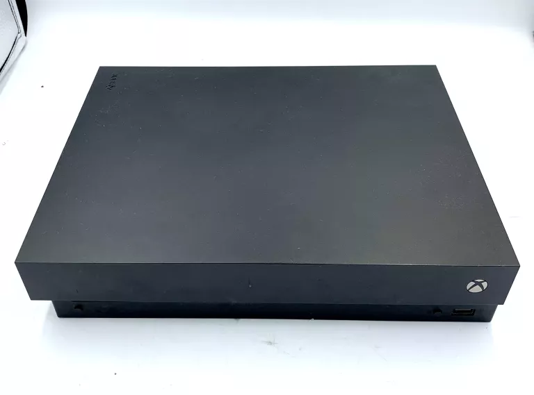 KONSOLA XBOX ONE 1 TB