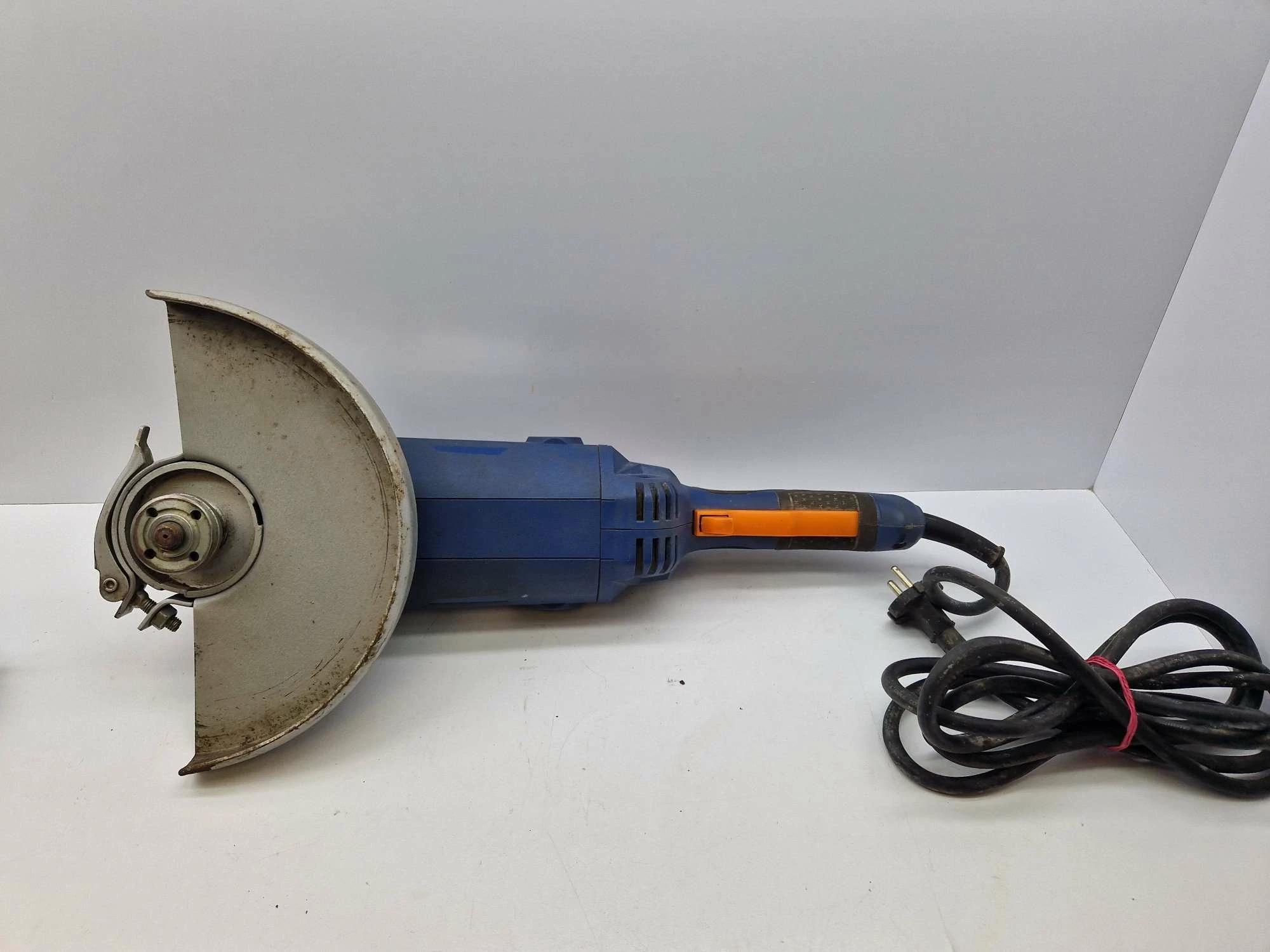 szlifierka-katowa-dexter-power-nc2100ag-rodzaj-zasilania-sieciowe