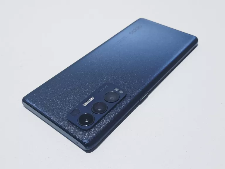 telefon-oppo-find-x3-neo-pojemnosc-akumulatora-2200