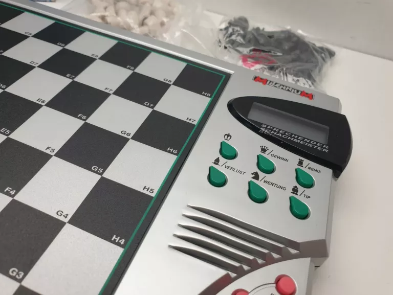 szachy-elektroniczne-millenium-karpov-chess-producent-millennium