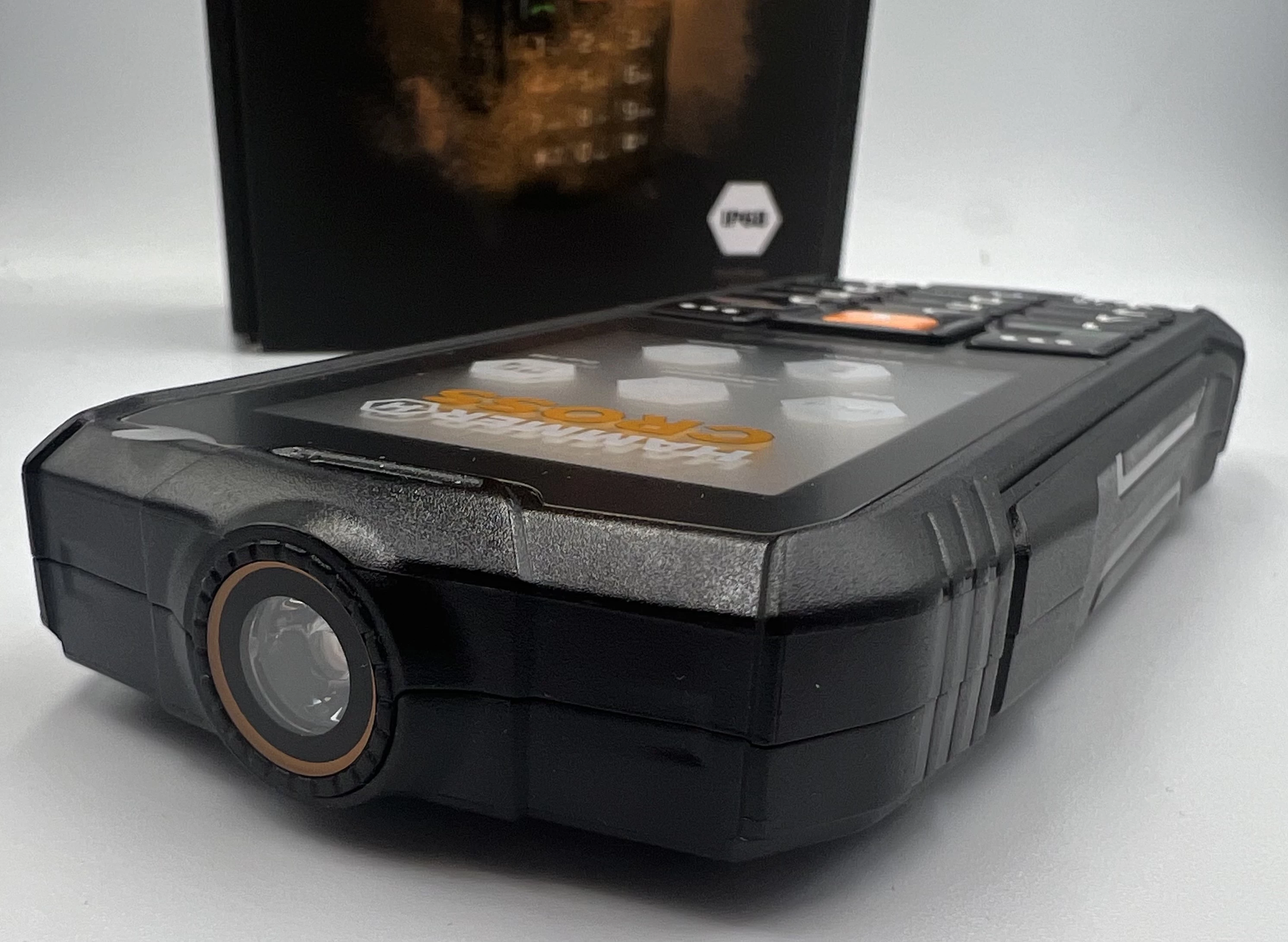 telefon-hammer-cross-kolor-czarny