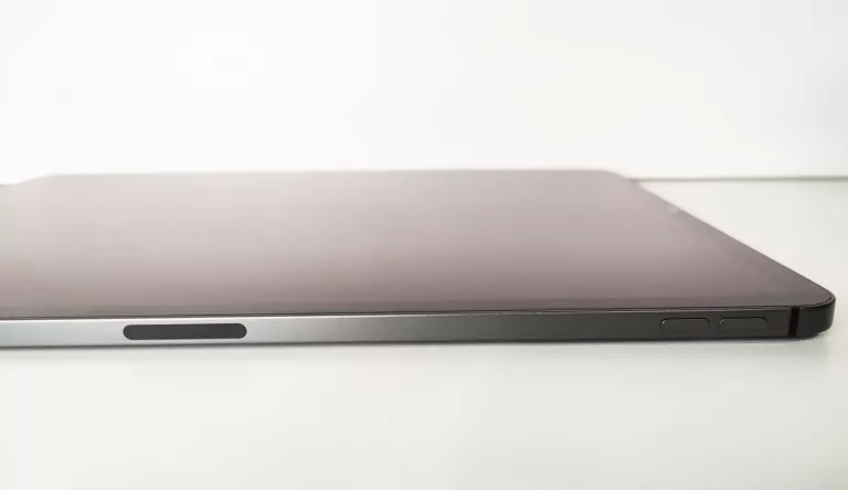 tablet-ipad-pro-5gen-129-256gb-komplet-pamiec-ram-8-gb