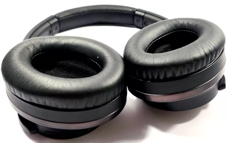 SŁUCHAWKI BEZPRZEWODOWE WOKÓŁUSZNE AUDIO-TECHNICA ATH-ANC900BT