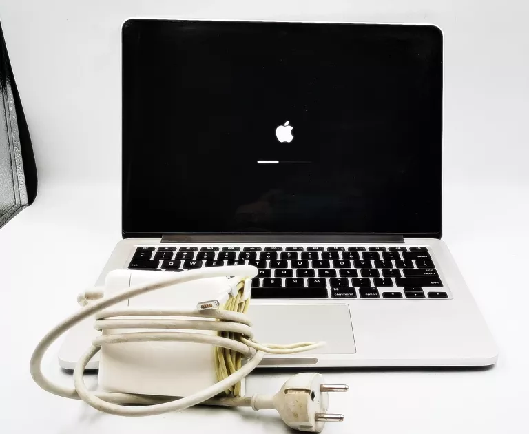 laptop-macbook-pro-13-a1502-i7-16gb-ram-zalogowany-icloudmatryca-uszkodzo-targowa-20-warszawa