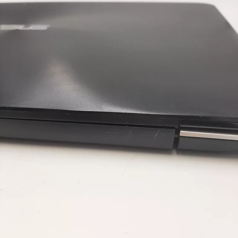 LAPTOP ASUS A555L I3-4005/4GB/HDD/NVIDA GEFORCE 920 M/WIN 10 HOME