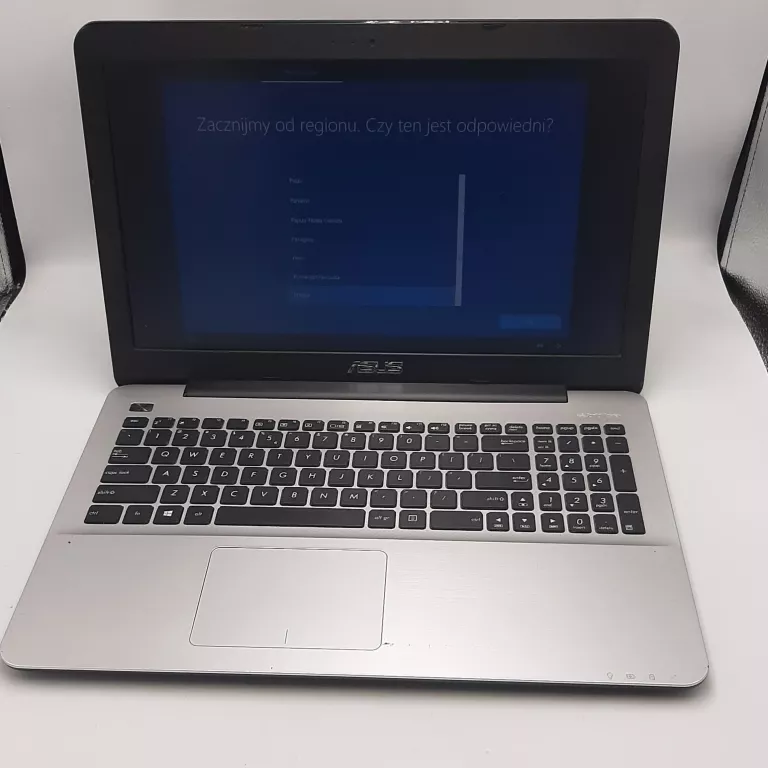 LAPTOP ASUS A555L I3-4005/4GB/HDD/NVIDA GEFORCE 920 M/WIN 10 HOME