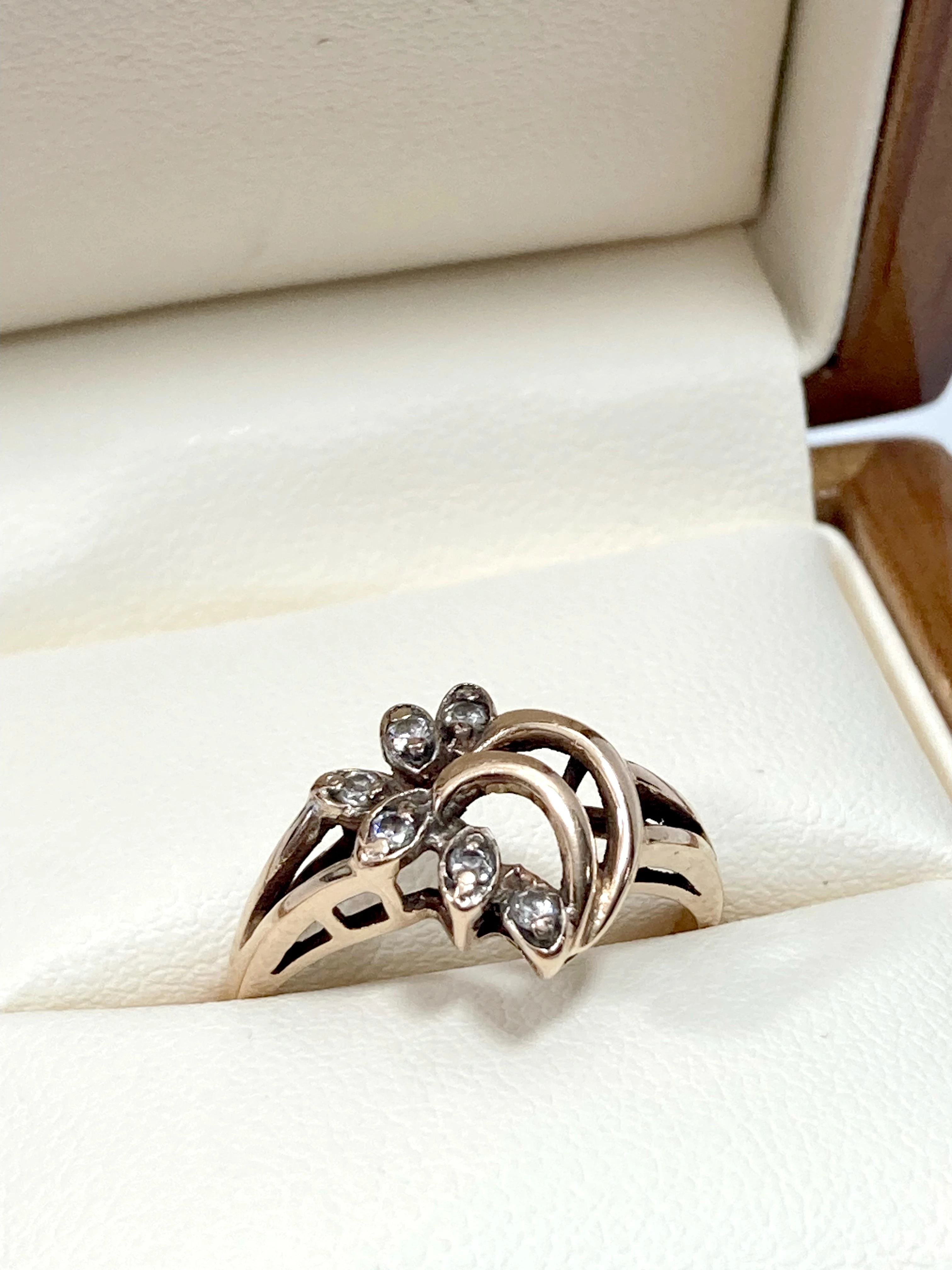 zloty-pierscionek-z-cyrokniami-585259-r13-nowosielska-40i-bialystok-sj