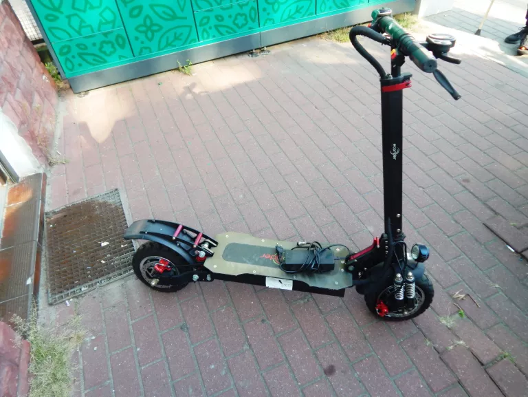 HULAJNOGA ELEKTRYCZNA ECORIDER L8A 1600W