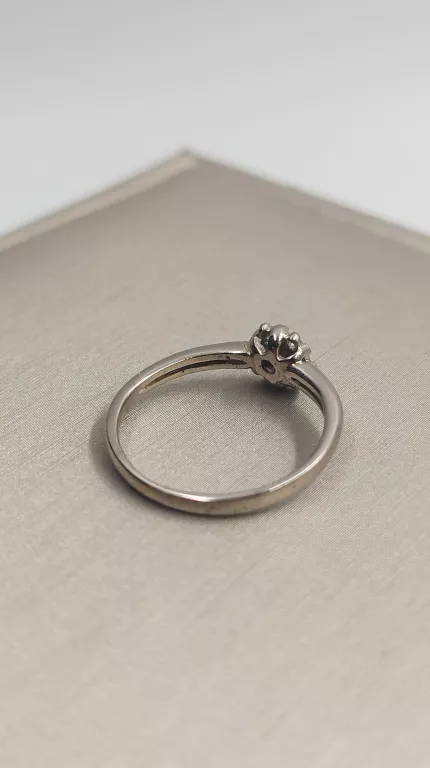 wyrob-jubilerski-pierscionek-585-diamenty-szafir-marka-inna-marka