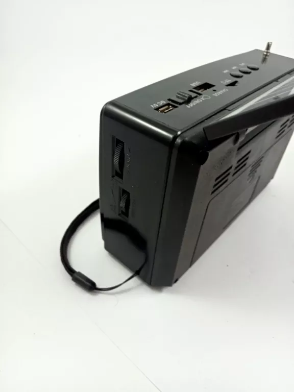 radio-male-na-ryby-model-icf-8