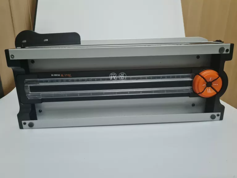 GILOTYNA DO ZDJEC PC100-18