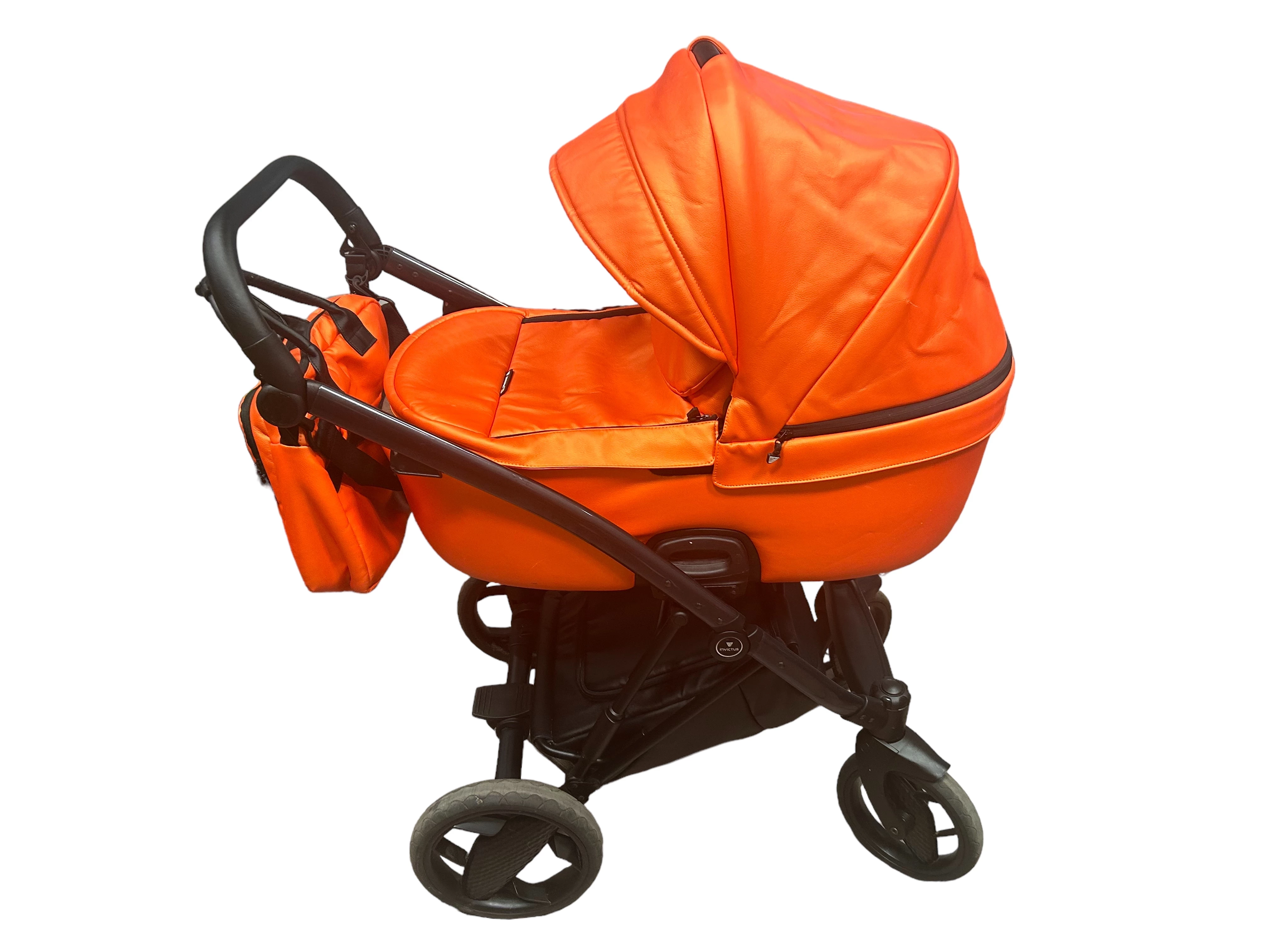 tako-invictus-20-wozek-gleboko-spacerowy-2w1-model-invictus