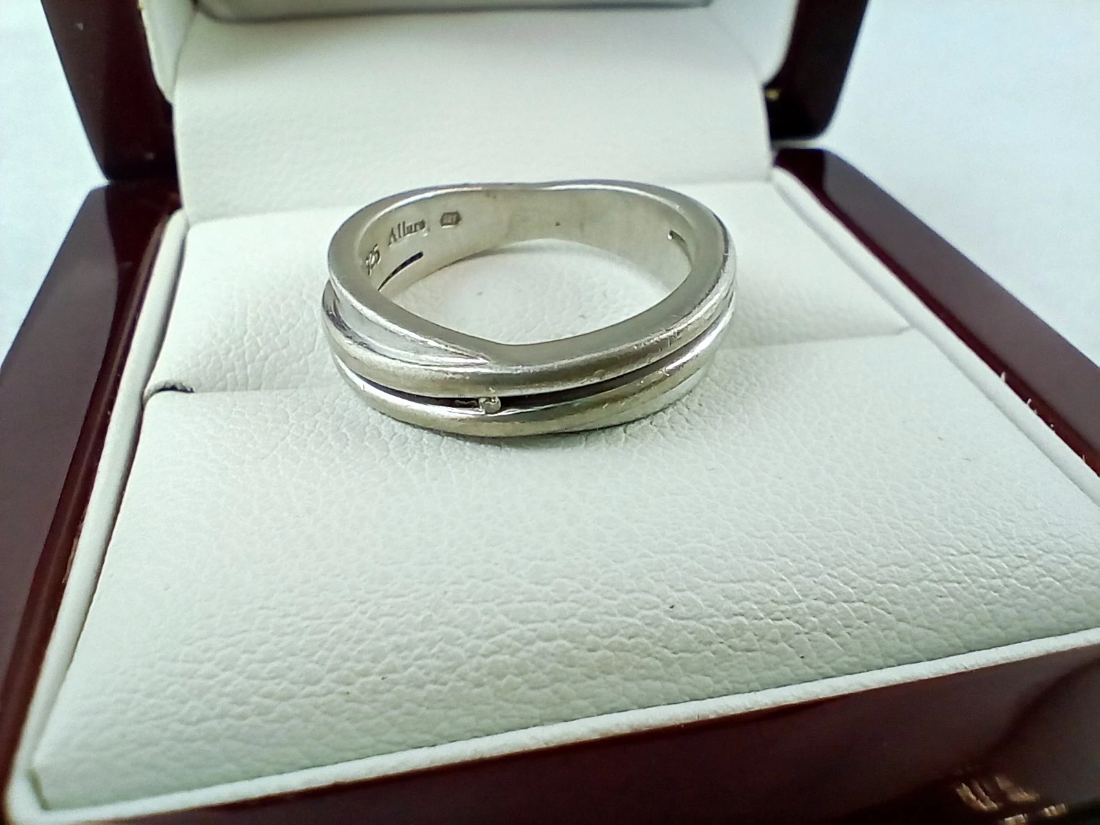 srebrny-pierscionek-z-mikro-oczkiem-925-484g-r12-ean-gtin-5905235811573