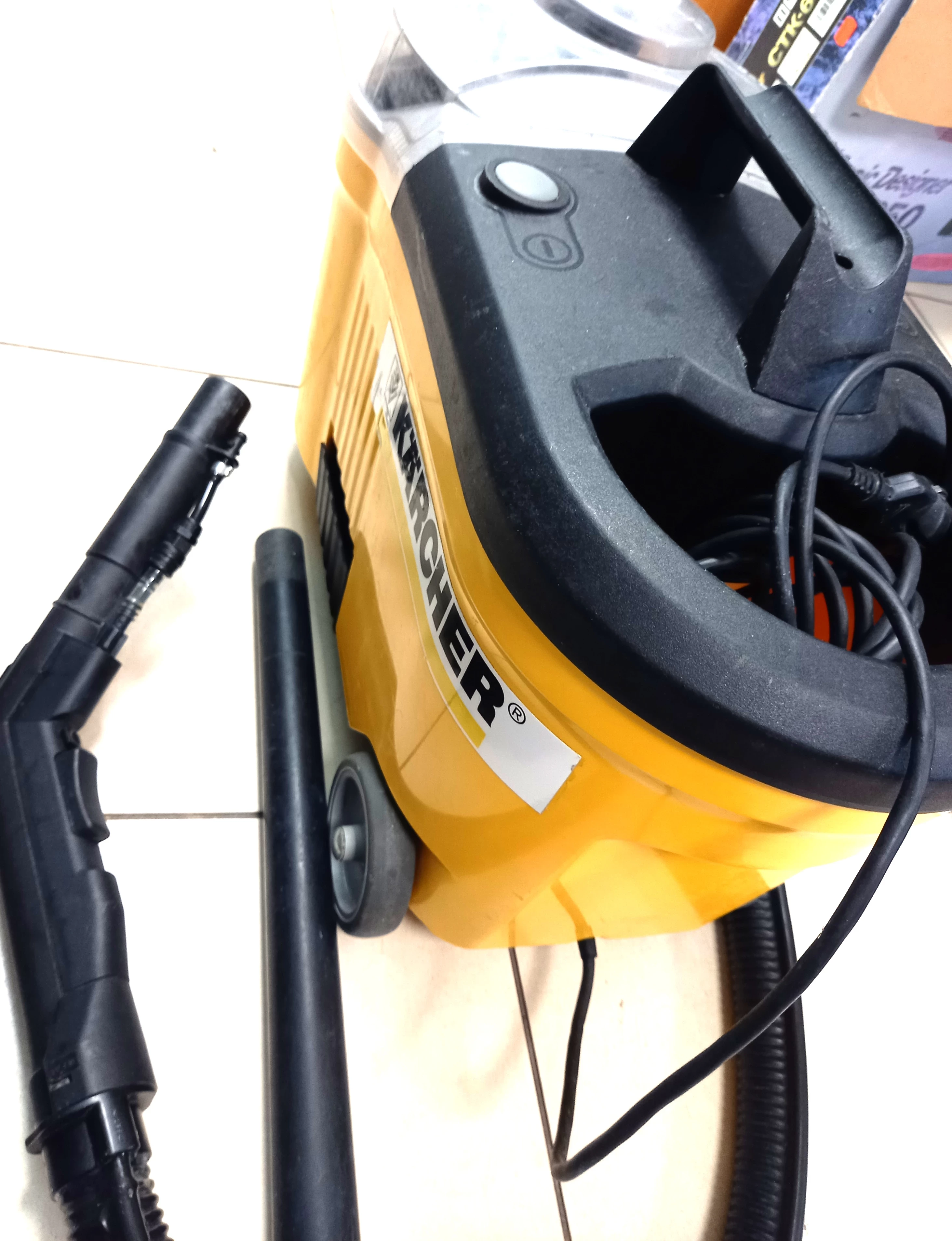 odkurzacz-pioracy-karcher-puzzi-200-stan-uzywany