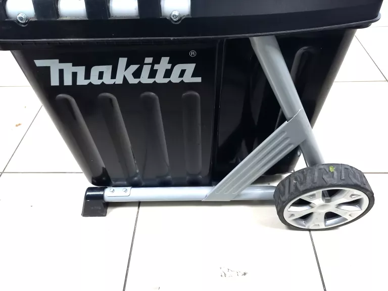 ROZDRABNIACZ GAŁĘZI MAKITA UD2500