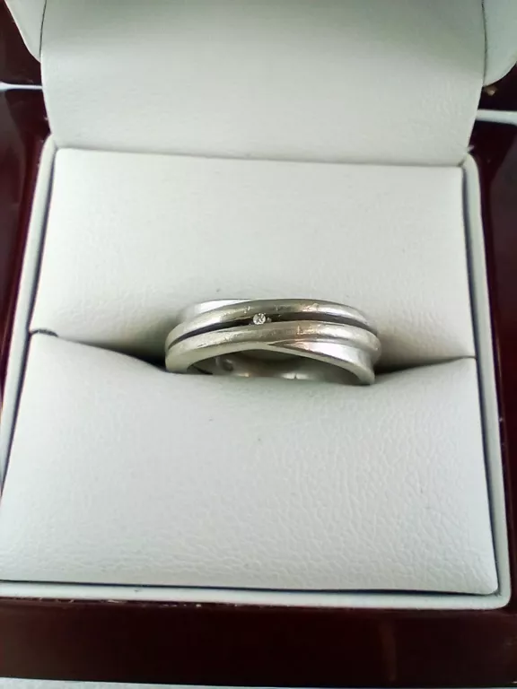 srebrny-pierscionek-z-mikro-oczkiem-925-484g-r12-al-niepodleglosci-63u-monki