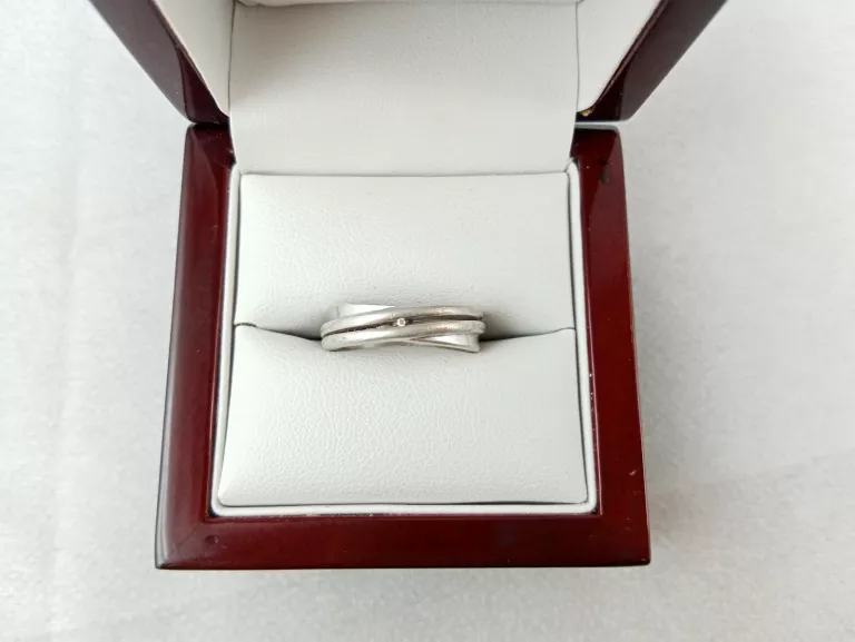 srebrny-pierscionek-z-mikro-oczkiem-925-484g-r12-material-15835-4