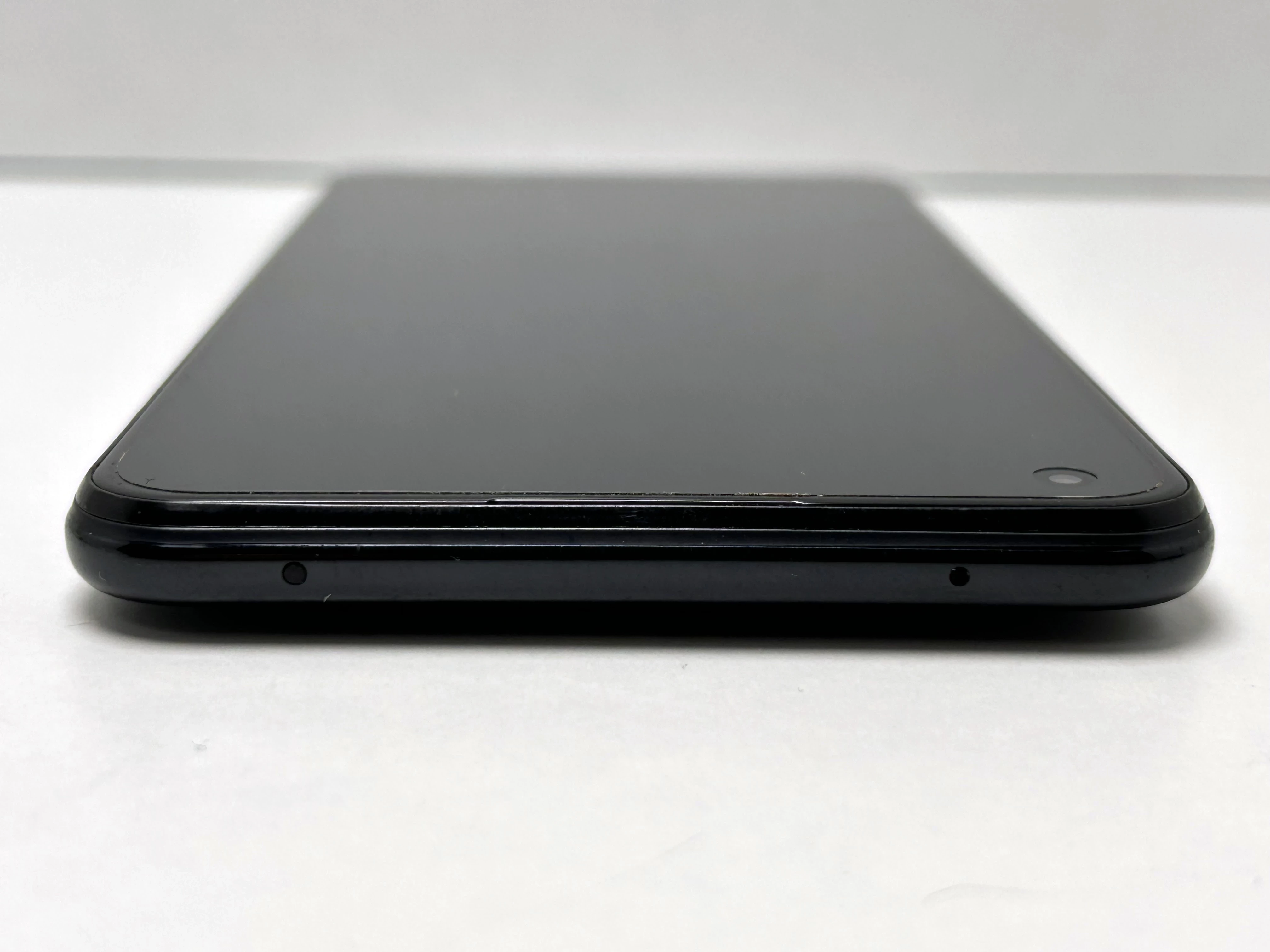 telefon-xiaomi-mi-11-lite-5g-6128-uszkodzony-typ-202685-212929