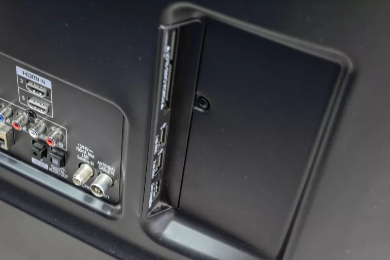 telewizor-lg-43lh615v-43-cale-pilot-marka-lg