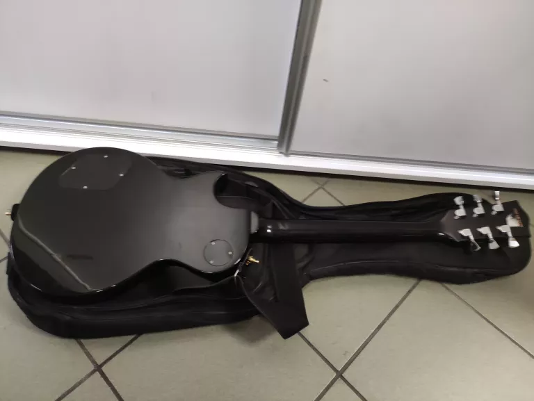 GITARA ELEKTRYCZNA CAREER STAGES