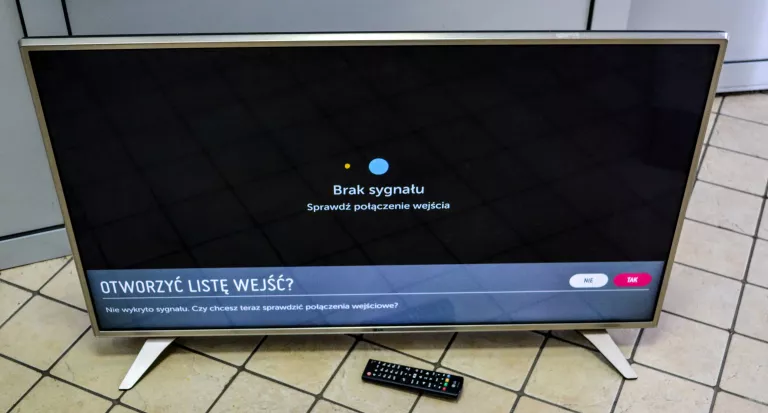TELEWIZOR LG 43LH615V 43 CALE + PILOT