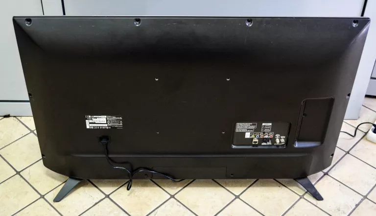 TELEWIZOR LG 43LH615V 43 CALE + PILOT