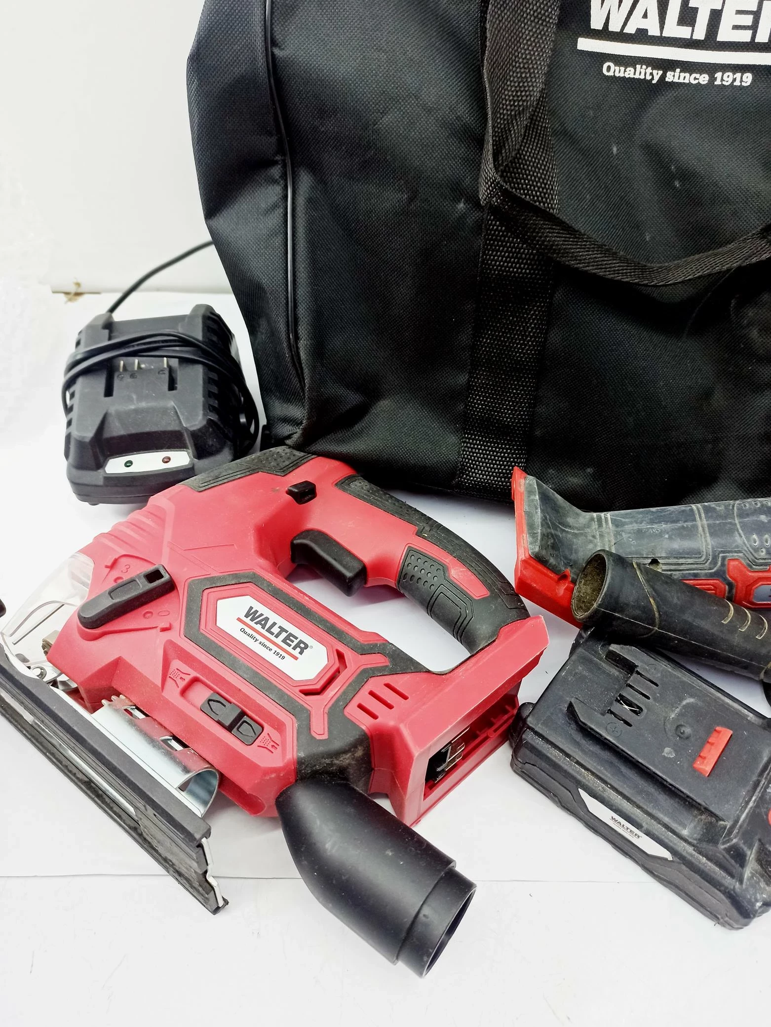 zestaw-narzedzi-walter-wkretarka-szlifierka-wyrzynarka-napiecie-v-12-v