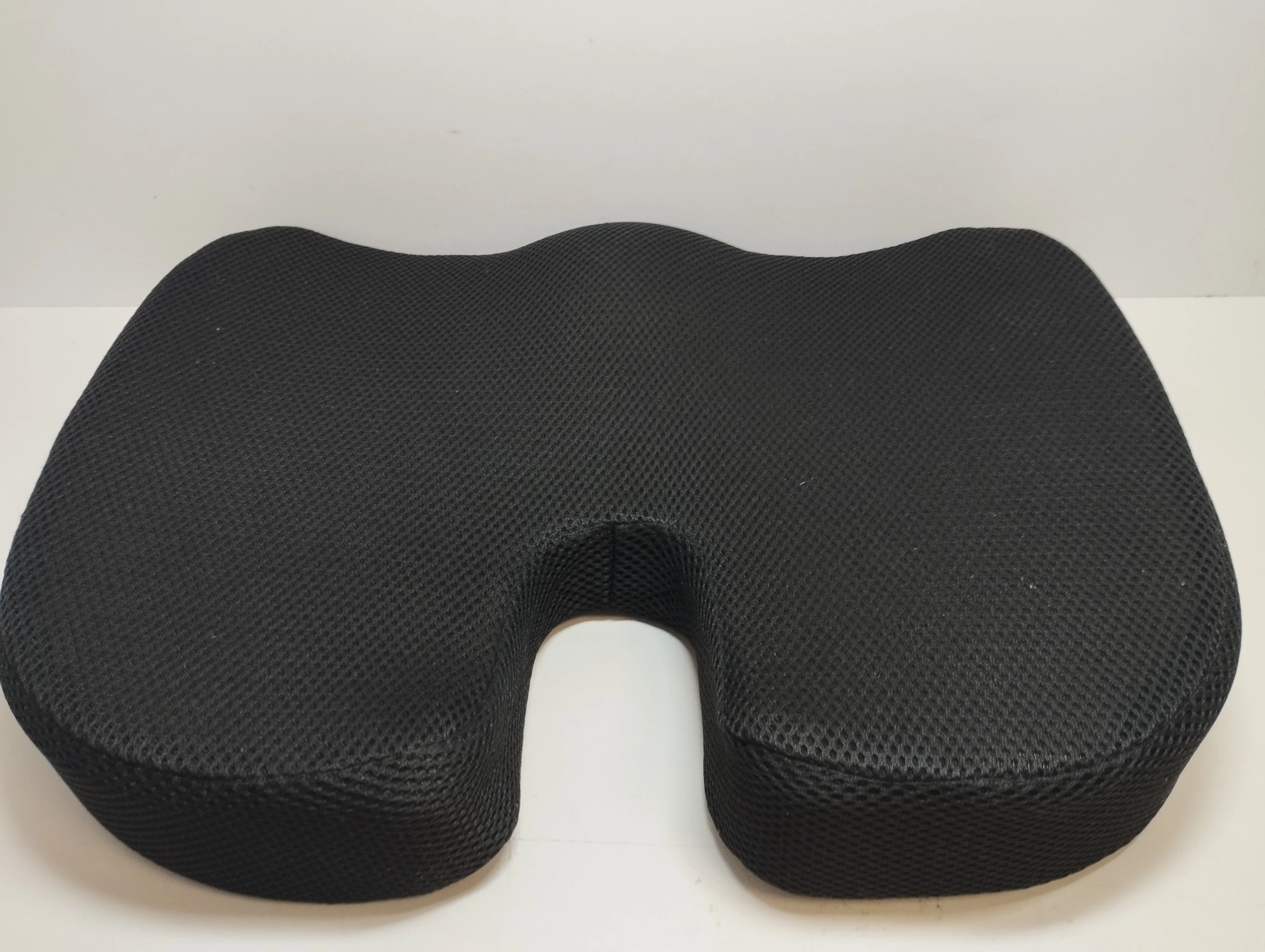 poduszka-ortopedyczna-do-siedzenia-armedical-exclusive-seat-45-x-35-cm-marka-armedical