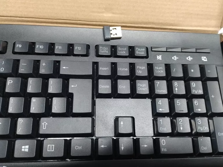 KLAWIATURA BEZPRZEWODOWA HP K2500 2.4 GHZ BIUROWA