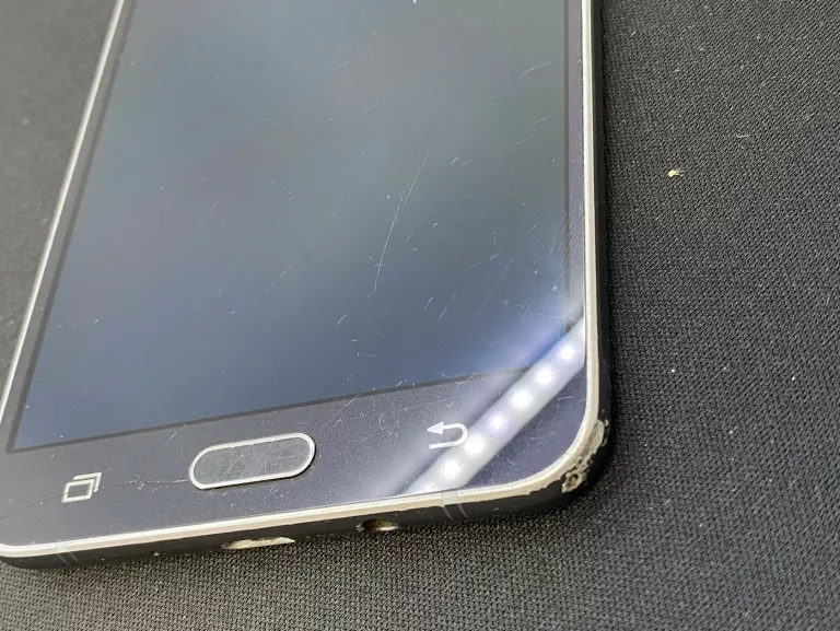TELEFON SAMSUNG GALAXY J7