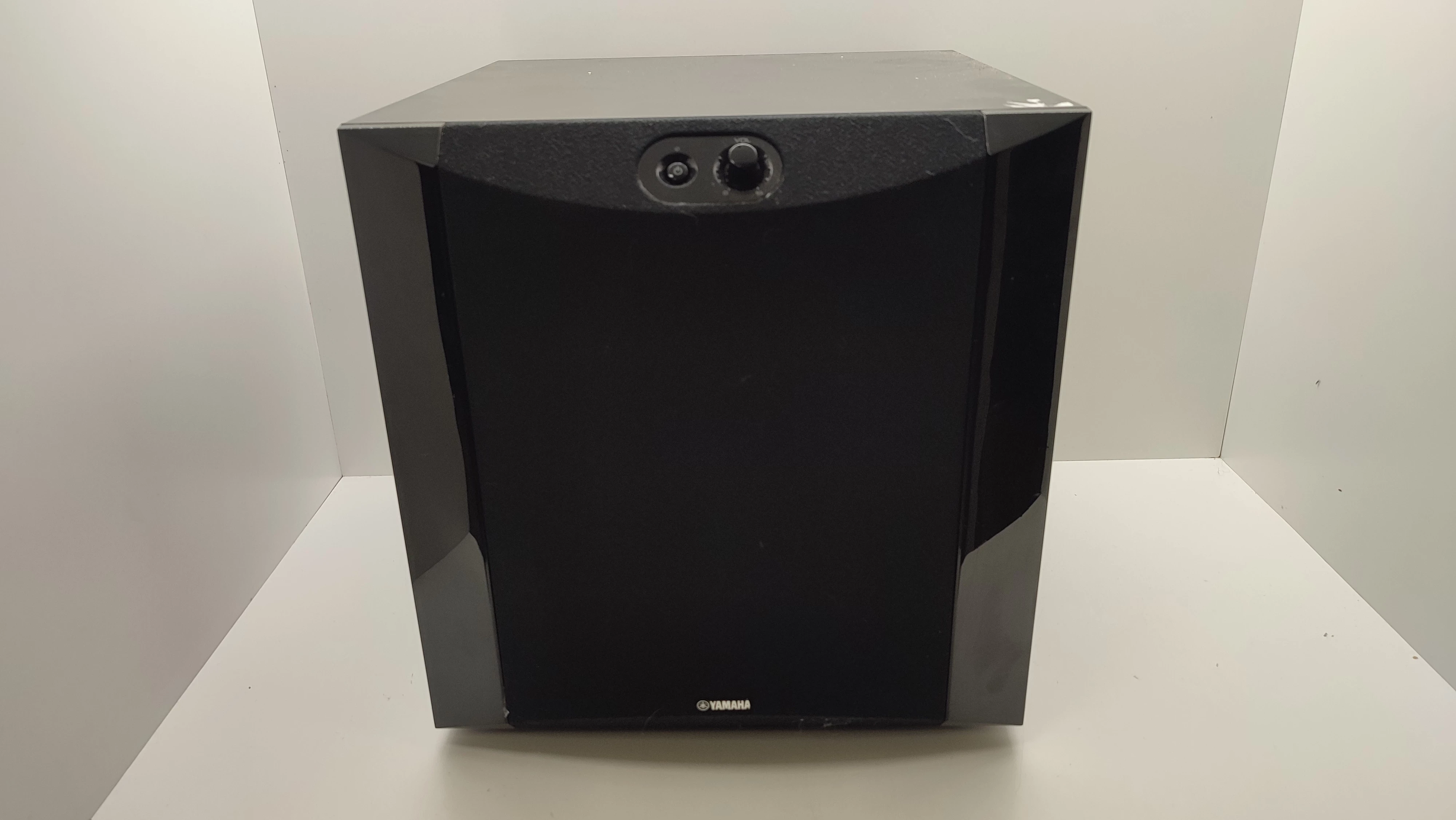 subwoofer-yamaha-ns-sw300-czarny-bytomska-12-czeladz