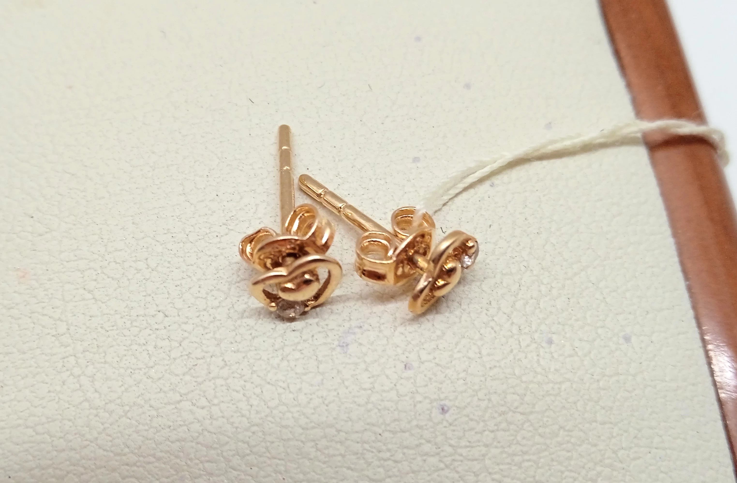 dzieciece-kolczyki-apart-serduszka-kolor-dominujacy-zloty