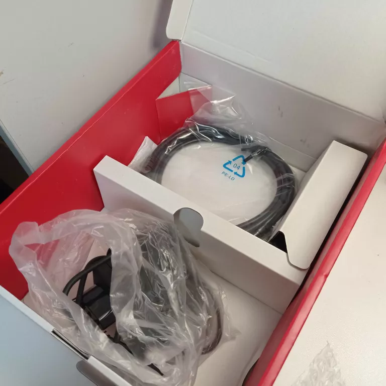 KONSOLA NINTENDO SWITCH OLED + ETUI @WARTO !!