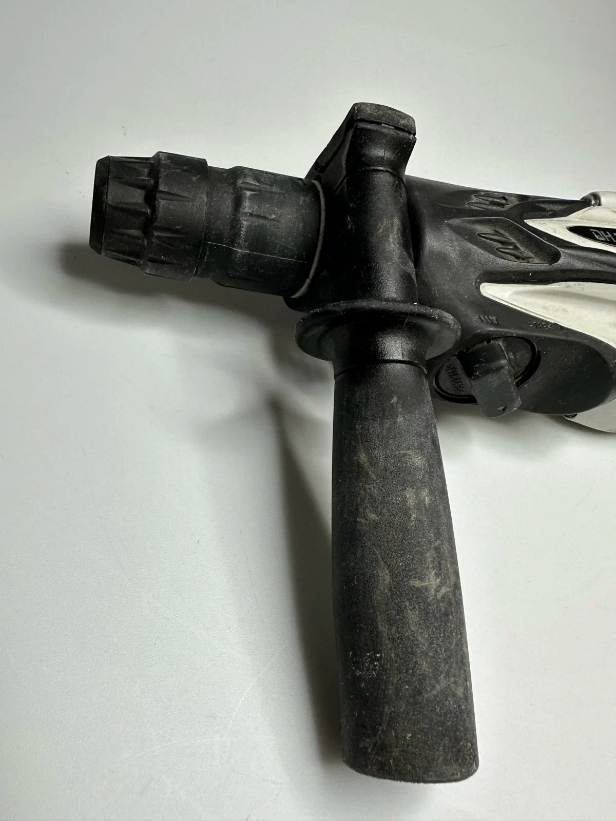 mlotowiertarka-hitachi-dh-24-pm-800w-stan-uzywany