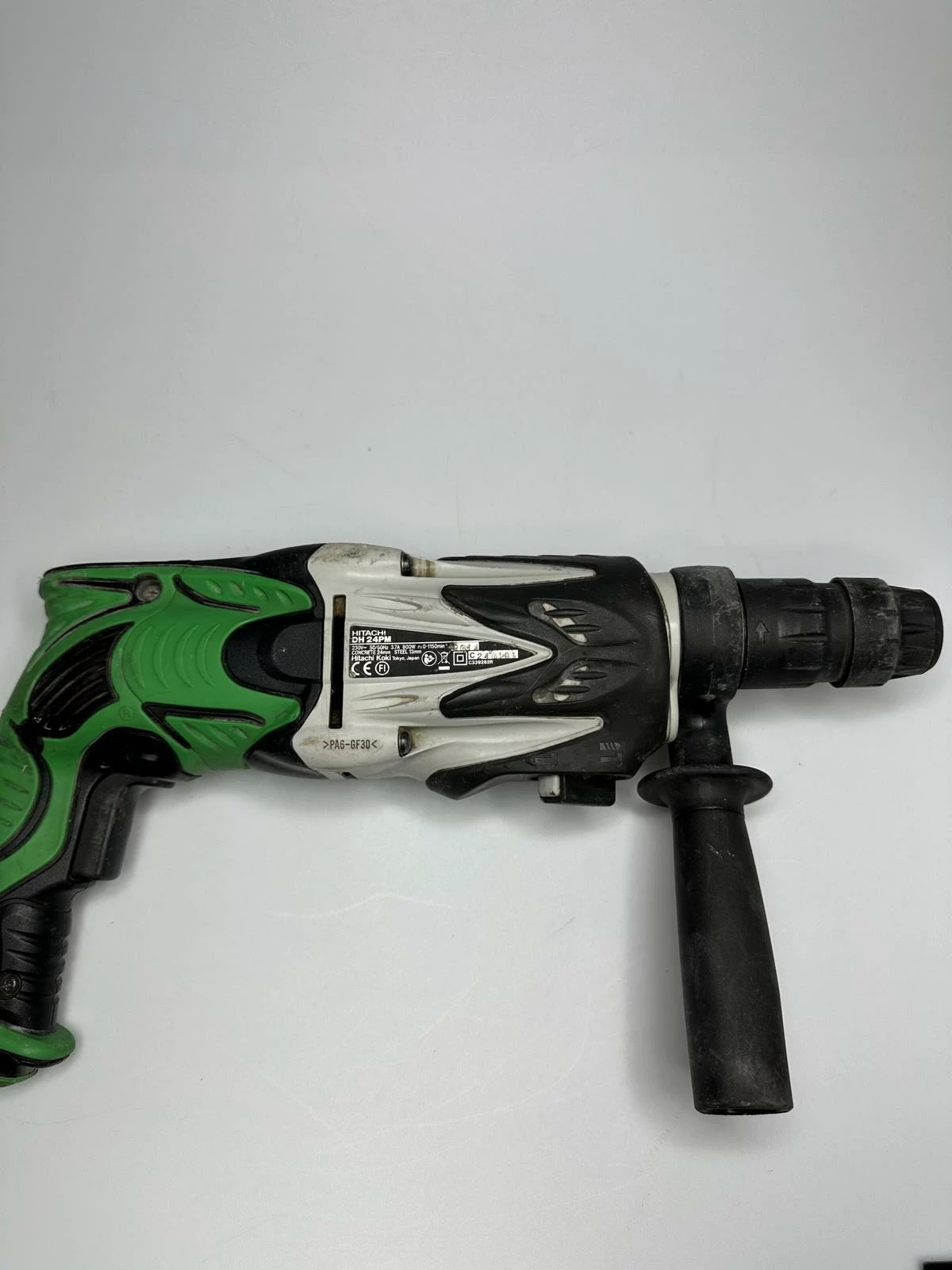 mlotowiertarka-hitachi-dh-24-pm-800w-funkcyjnosc-3-funkcyjny-wiercenie-z-i-bez-udaru-podkuwanie