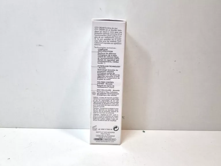 ESTHEDERM CITY CREAM, DZIENNY KREM Z FILTREM 30ML
